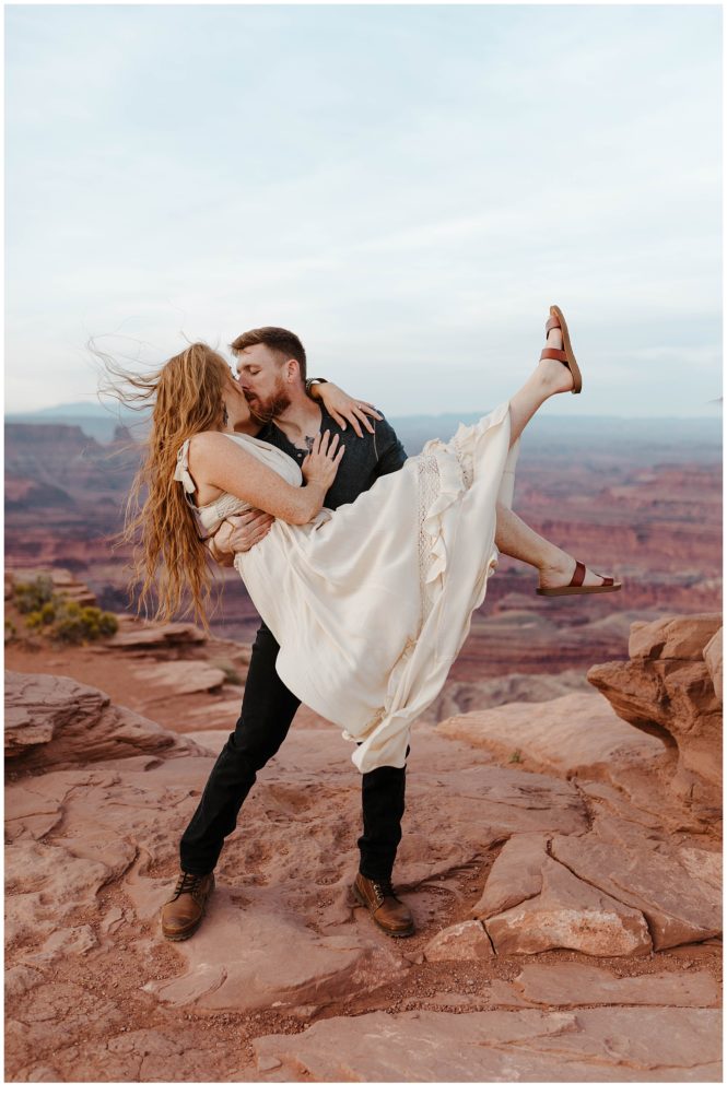 How to Elope in Arches National Park